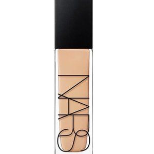 NARS(NATURAL RADIANT LONGWEAR FOUNDATION)Patagonia